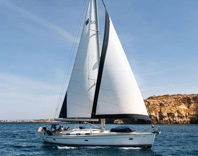 Compraventa y representación de embarcaciones